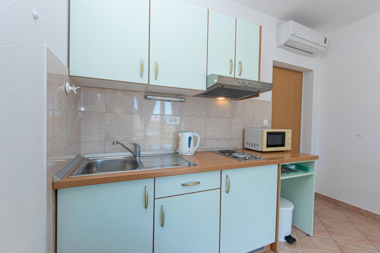 Apartments By The Sea Igrane, Makarska - 20014 Exterior foto
